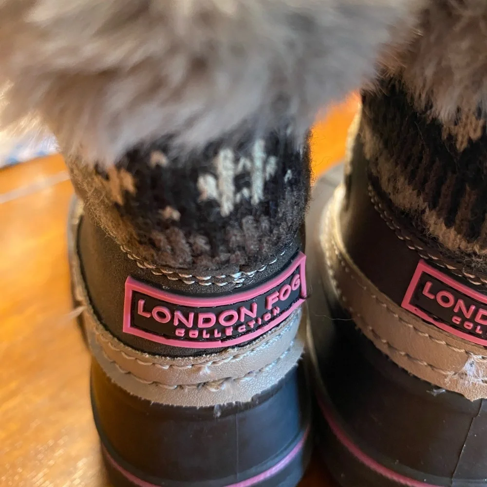 London fog collection  toddler size 5‎  Stylish Winter snow Boots with Fur Trim